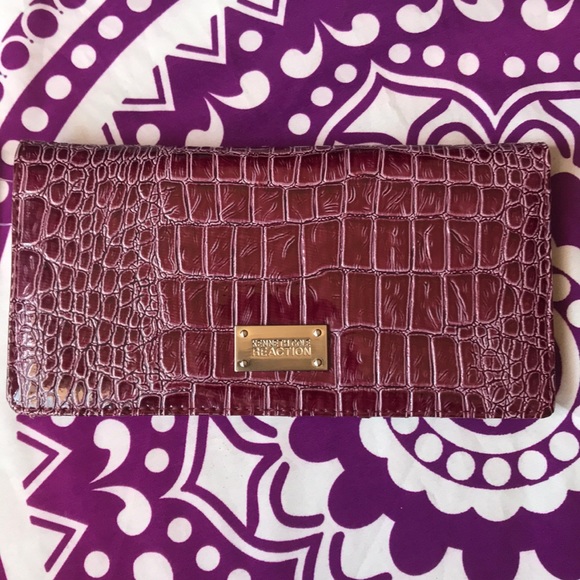 Kenneth Cole Reaction Handbags - NWT Kenneth Cole Reaction Wallet